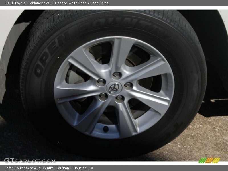 Blizzard White Pearl / Sand Beige 2011 Toyota Highlander V6