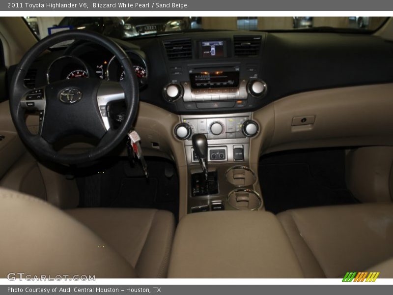 Blizzard White Pearl / Sand Beige 2011 Toyota Highlander V6