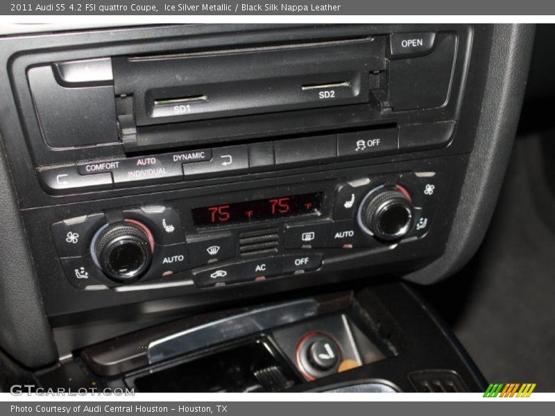 Ice Silver Metallic / Black Silk Nappa Leather 2011 Audi S5 4.2 FSI quattro Coupe