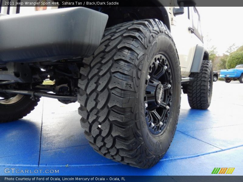 Sahara Tan / Black/Dark Saddle 2011 Jeep Wrangler Sport 4x4
