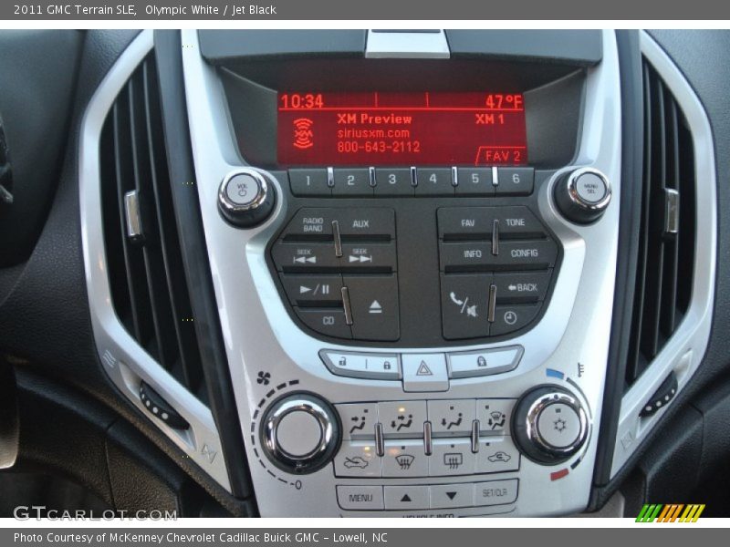 Olympic White / Jet Black 2011 GMC Terrain SLE