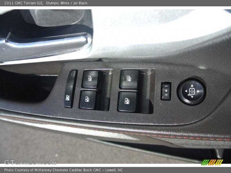 Olympic White / Jet Black 2011 GMC Terrain SLE