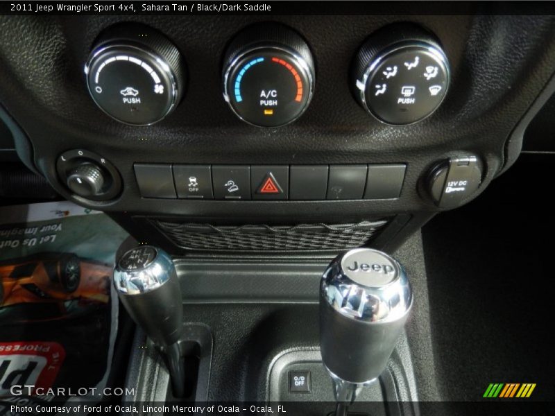 Sahara Tan / Black/Dark Saddle 2011 Jeep Wrangler Sport 4x4