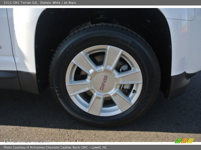 Olympic White / Jet Black 2011 GMC Terrain SLE