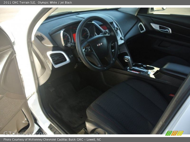 Olympic White / Jet Black 2011 GMC Terrain SLE