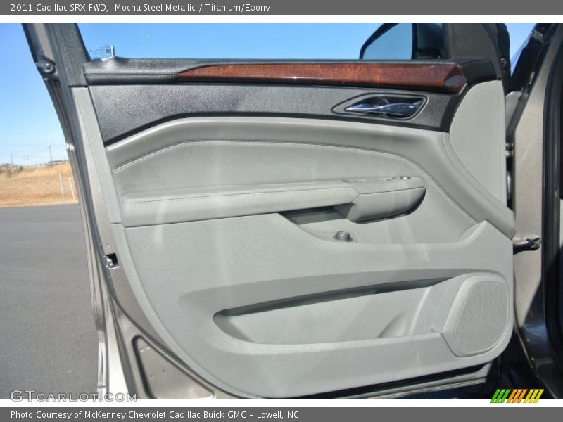 Mocha Steel Metallic / Titanium/Ebony 2011 Cadillac SRX FWD