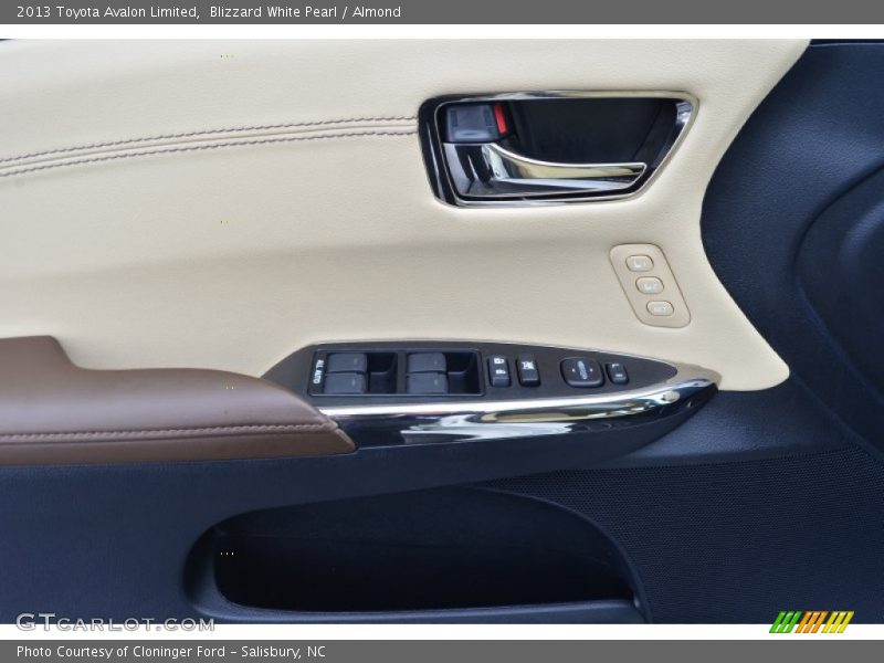 Blizzard White Pearl / Almond 2013 Toyota Avalon Limited