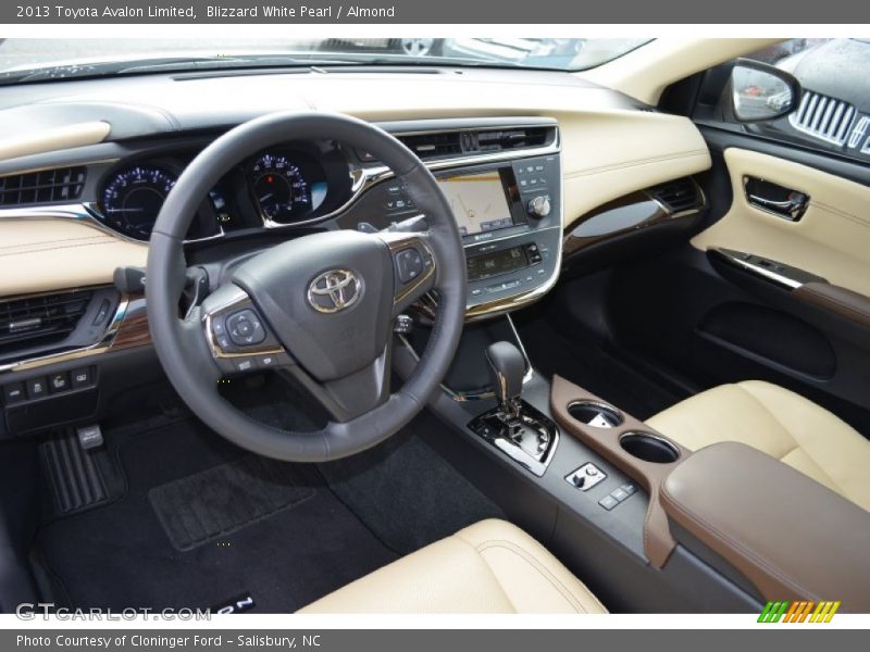 Blizzard White Pearl / Almond 2013 Toyota Avalon Limited