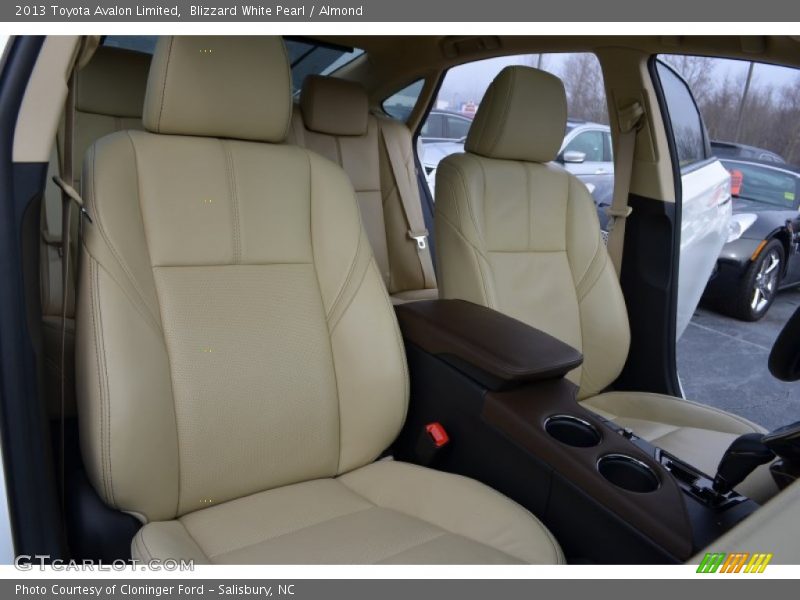 Blizzard White Pearl / Almond 2013 Toyota Avalon Limited