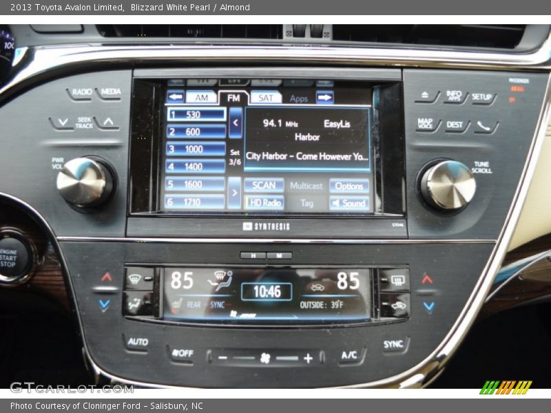 Blizzard White Pearl / Almond 2013 Toyota Avalon Limited