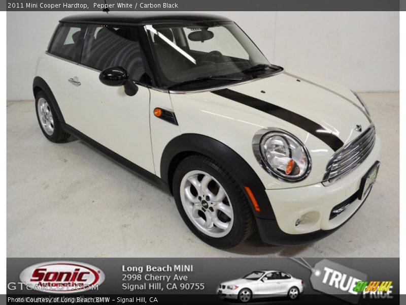 Pepper White / Carbon Black 2011 Mini Cooper Hardtop