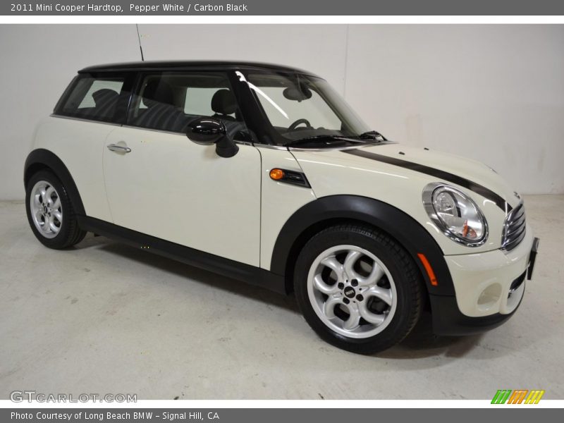 Pepper White / Carbon Black 2011 Mini Cooper Hardtop