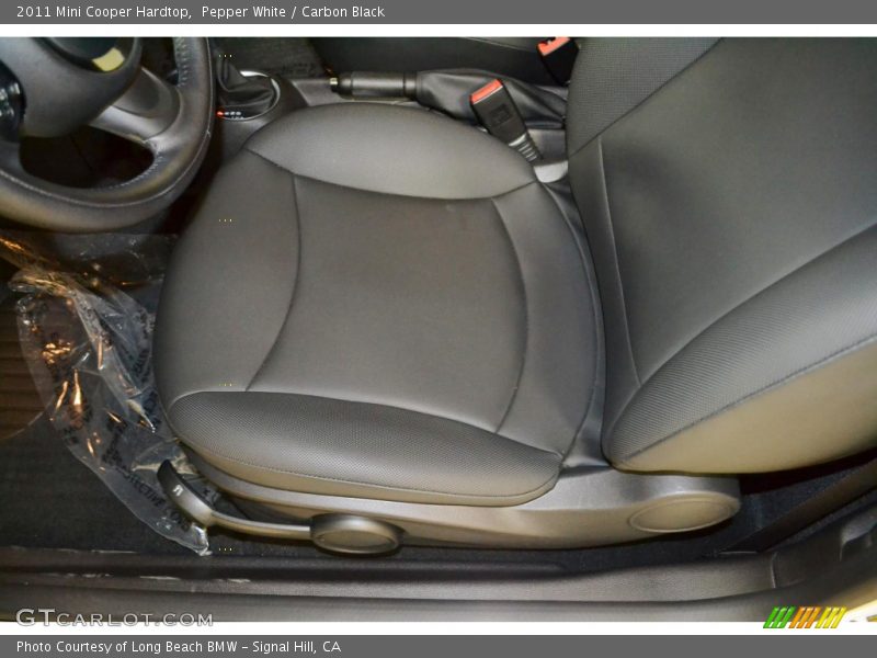 Pepper White / Carbon Black 2011 Mini Cooper Hardtop