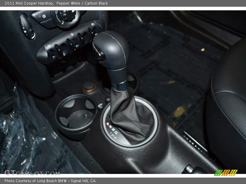 Pepper White / Carbon Black 2011 Mini Cooper Hardtop