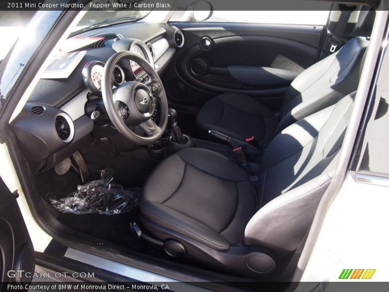Pepper White / Carbon Black 2011 Mini Cooper Hardtop