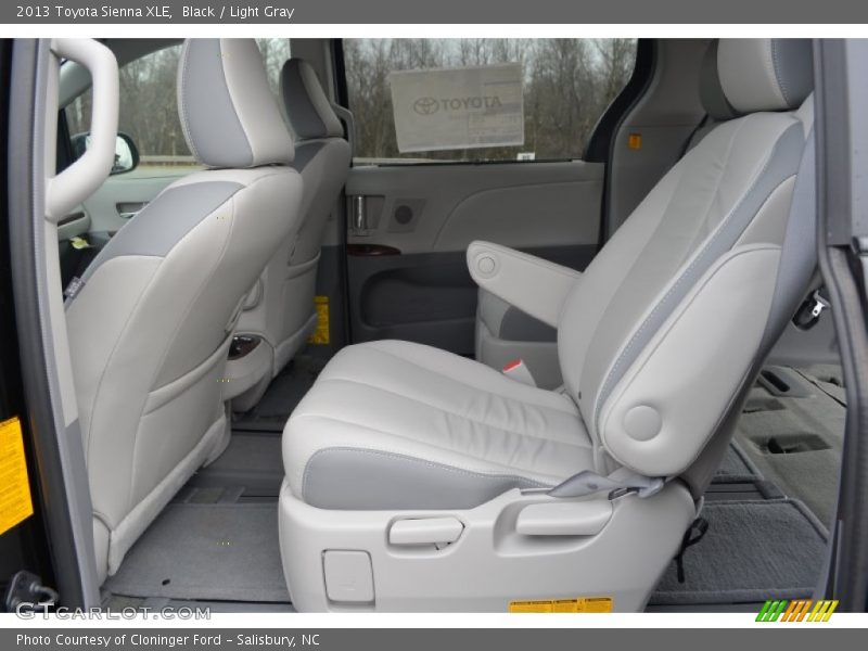 Black / Light Gray 2013 Toyota Sienna XLE