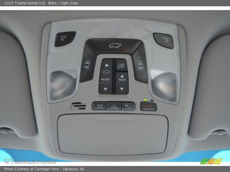 Black / Light Gray 2013 Toyota Sienna XLE