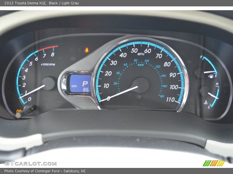 Black / Light Gray 2013 Toyota Sienna XLE