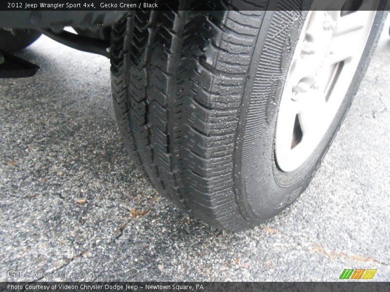Gecko Green / Black 2012 Jeep Wrangler Sport 4x4