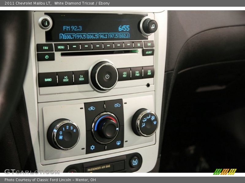 White Diamond Tricoat / Ebony 2011 Chevrolet Malibu LT