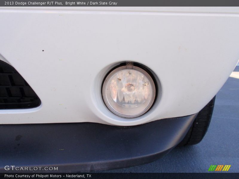 Bright White / Dark Slate Gray 2013 Dodge Challenger R/T Plus