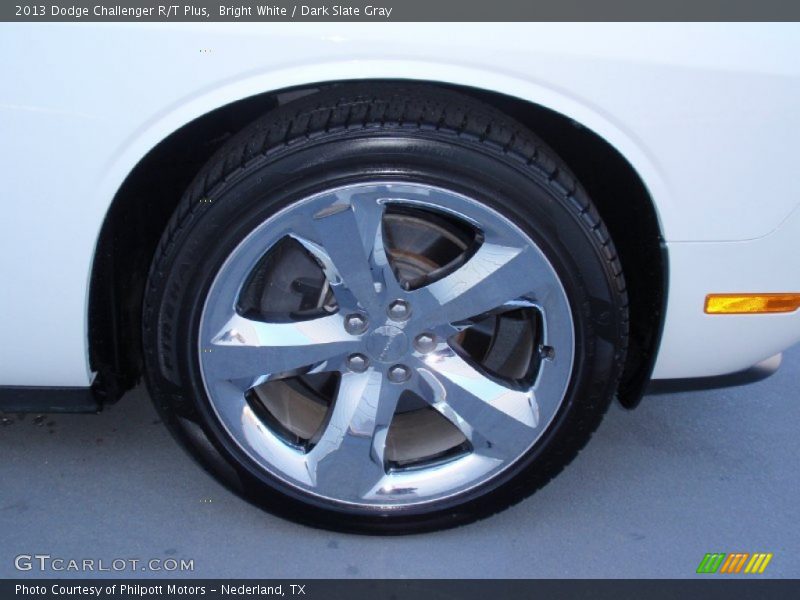Bright White / Dark Slate Gray 2013 Dodge Challenger R/T Plus