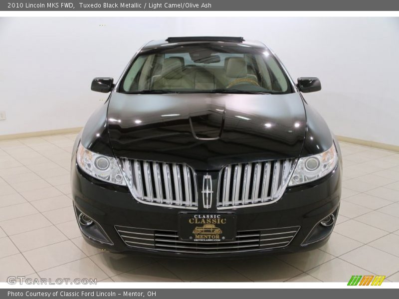 Tuxedo Black Metallic / Light Camel/Olive Ash 2010 Lincoln MKS FWD