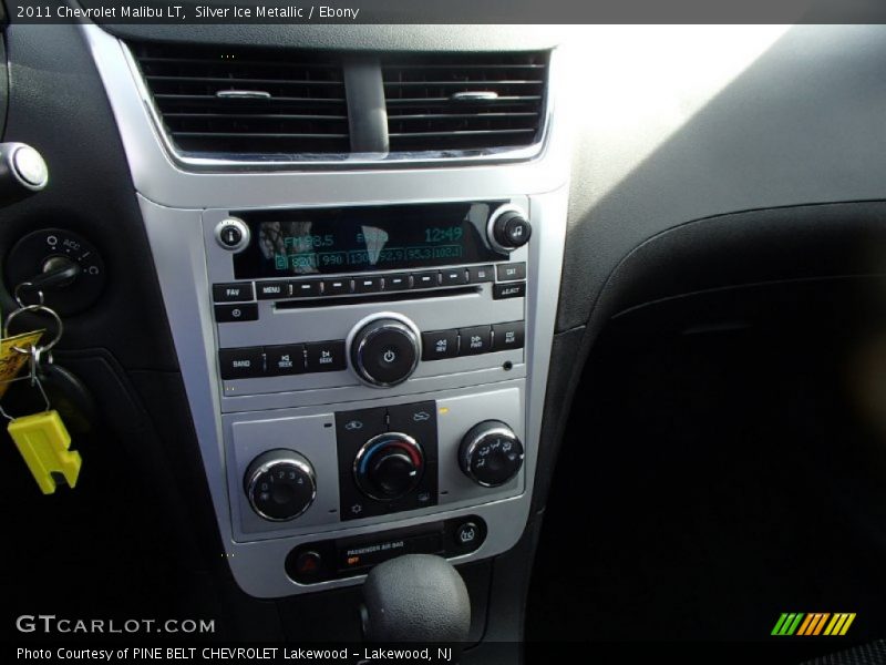 Silver Ice Metallic / Ebony 2011 Chevrolet Malibu LT