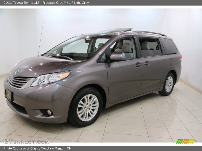 Predawn Gray Mica / Light Gray 2011 Toyota Sienna XLE