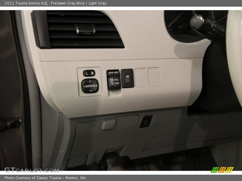 Predawn Gray Mica / Light Gray 2011 Toyota Sienna XLE