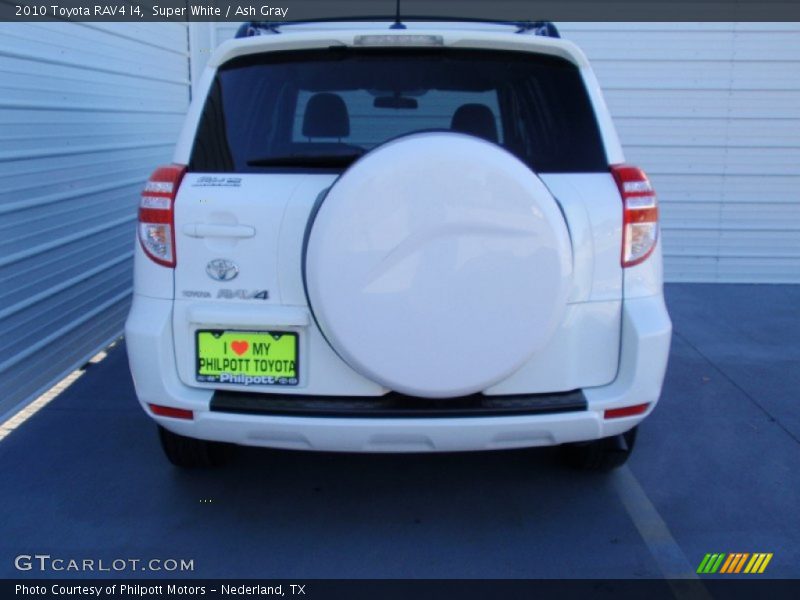 Super White / Ash Gray 2010 Toyota RAV4 I4