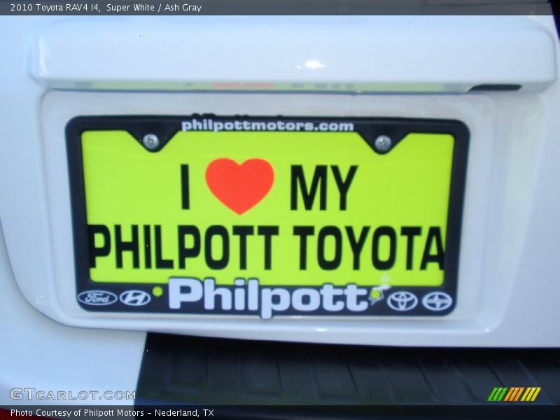 Super White / Ash Gray 2010 Toyota RAV4 I4