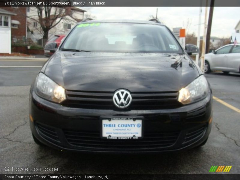 Black / Titan Black 2011 Volkswagen Jetta S SportWagen
