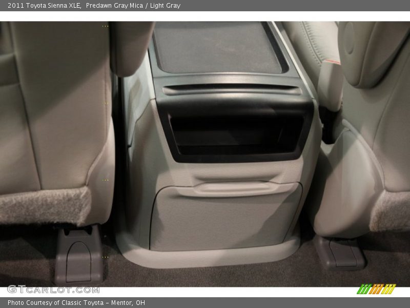 Predawn Gray Mica / Light Gray 2011 Toyota Sienna XLE