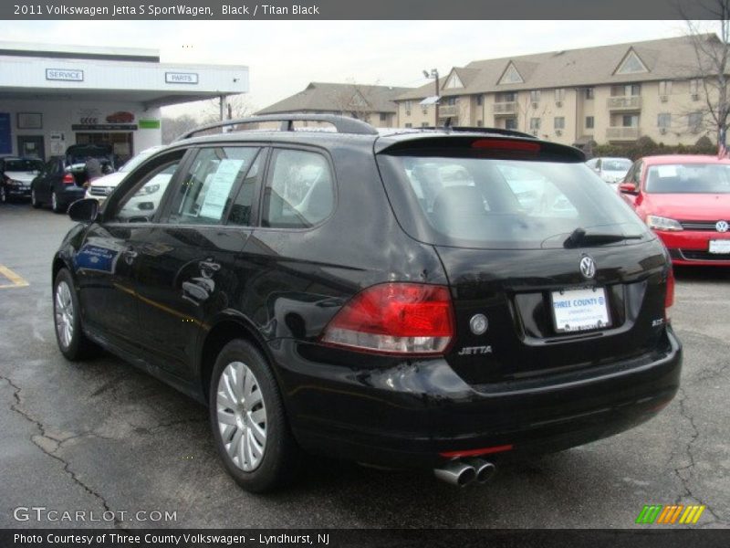 Black / Titan Black 2011 Volkswagen Jetta S SportWagen