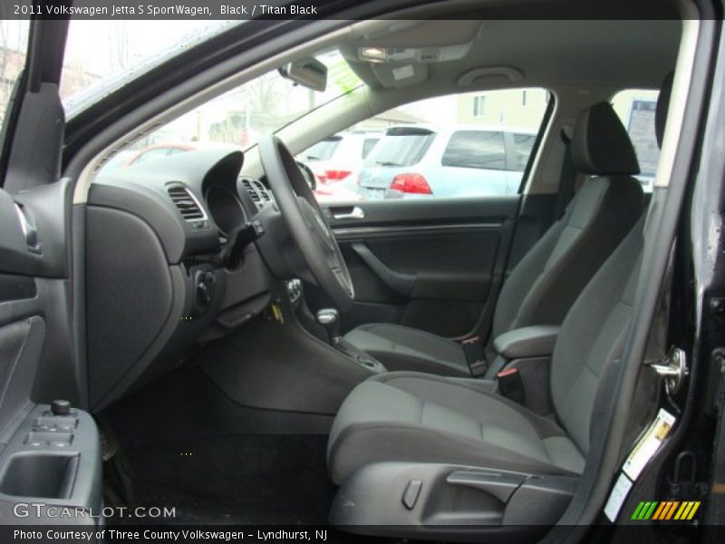 Black / Titan Black 2011 Volkswagen Jetta S SportWagen