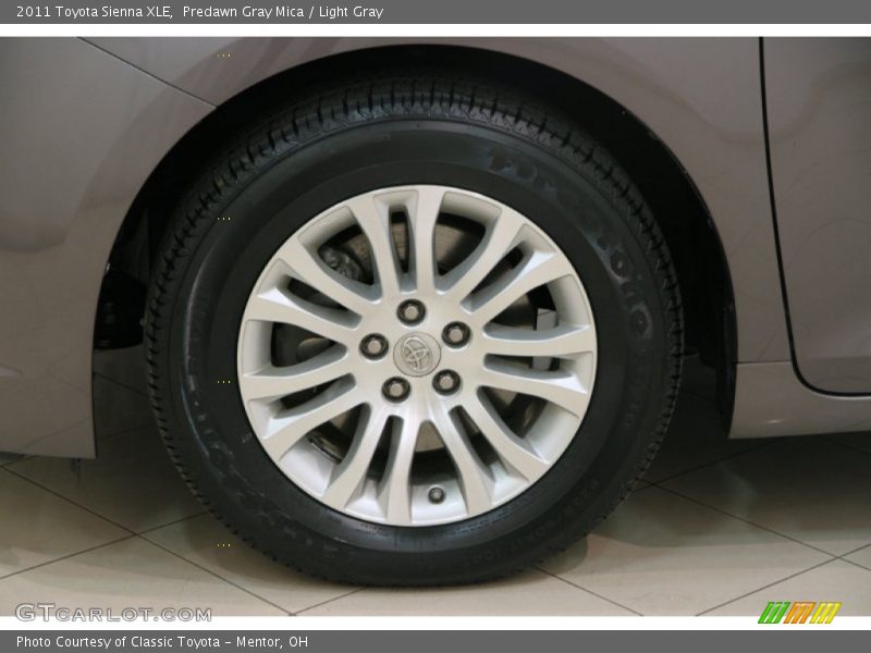 Predawn Gray Mica / Light Gray 2011 Toyota Sienna XLE