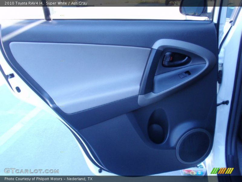Super White / Ash Gray 2010 Toyota RAV4 I4