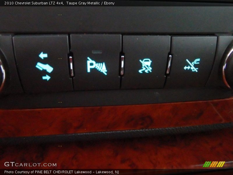 Taupe Gray Metallic / Ebony 2010 Chevrolet Suburban LTZ 4x4