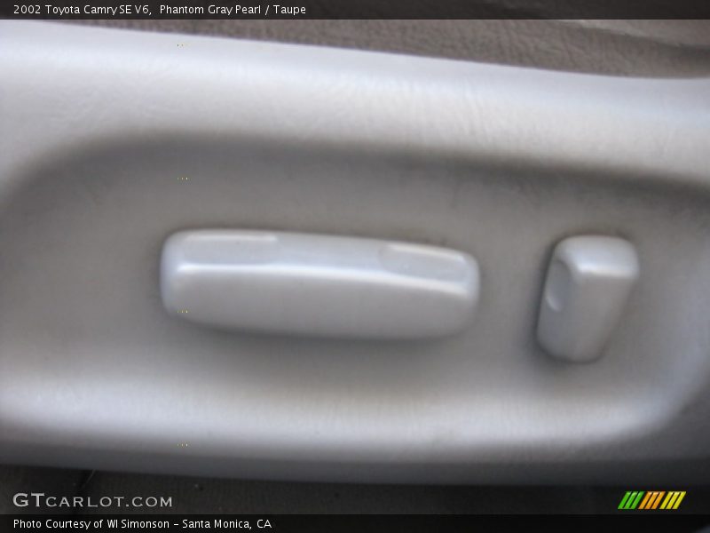 Phantom Gray Pearl / Taupe 2002 Toyota Camry SE V6