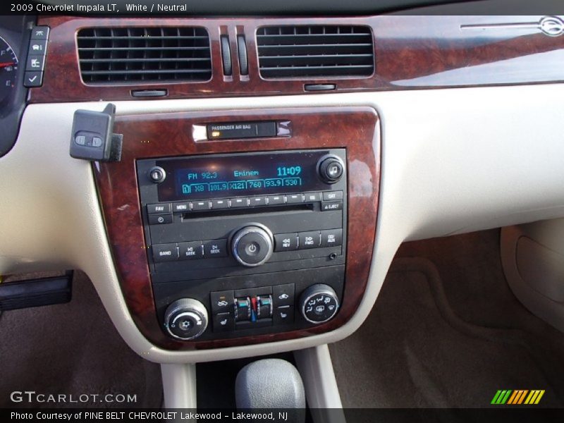 White / Neutral 2009 Chevrolet Impala LT
