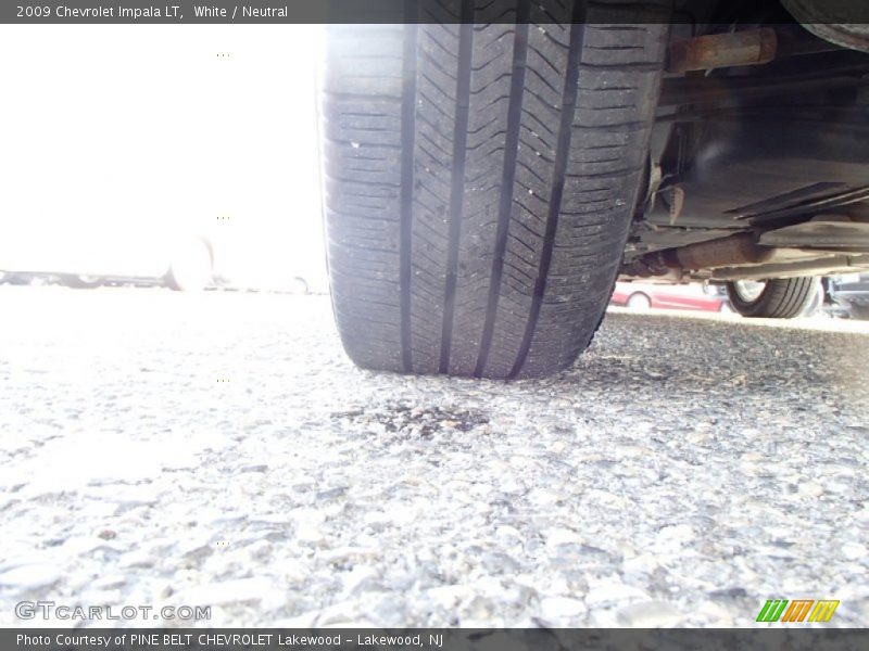 White / Neutral 2009 Chevrolet Impala LT