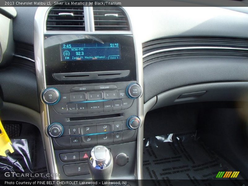 Silver Ice Metallic / Jet Black/Titanium 2013 Chevrolet Malibu LS