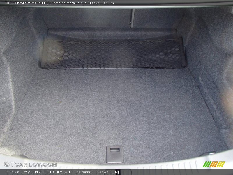 Silver Ice Metallic / Jet Black/Titanium 2013 Chevrolet Malibu LS