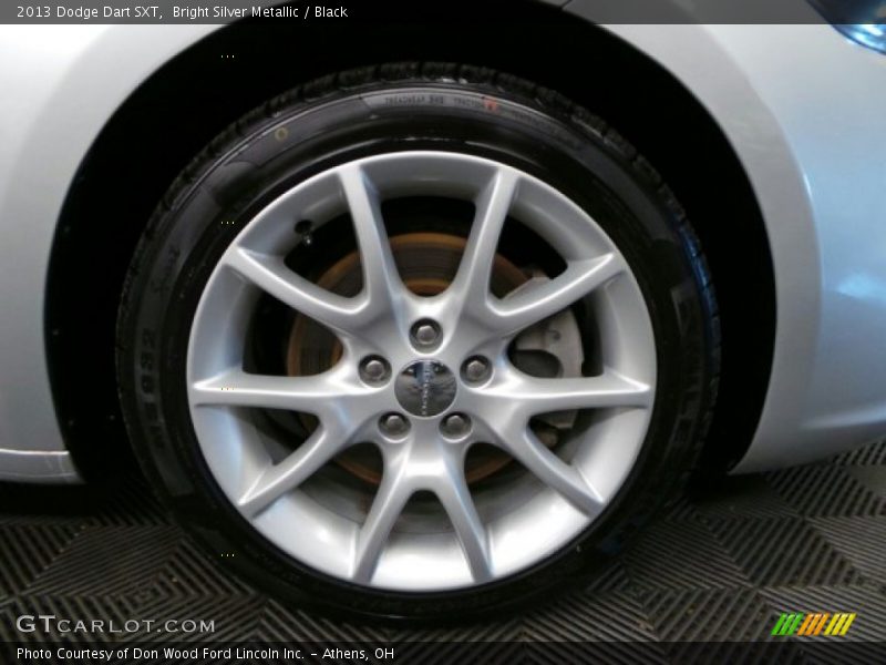 Bright Silver Metallic / Black 2013 Dodge Dart SXT