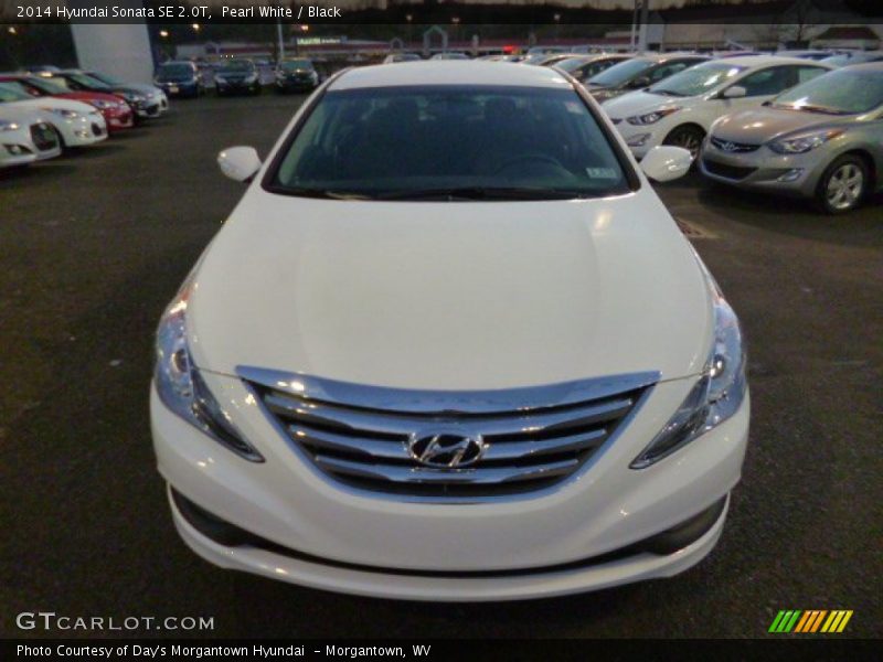 Pearl White / Black 2014 Hyundai Sonata SE 2.0T