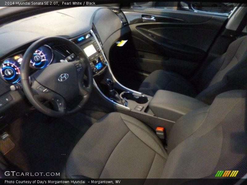 Pearl White / Black 2014 Hyundai Sonata SE 2.0T