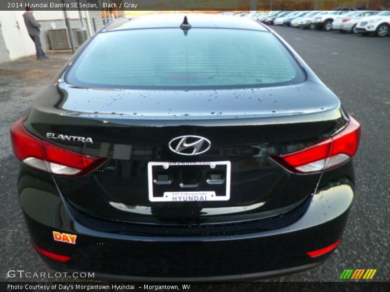 Black / Gray 2014 Hyundai Elantra SE Sedan