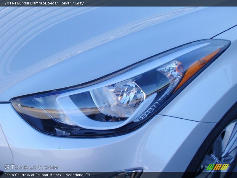 Silver / Gray 2014 Hyundai Elantra SE Sedan