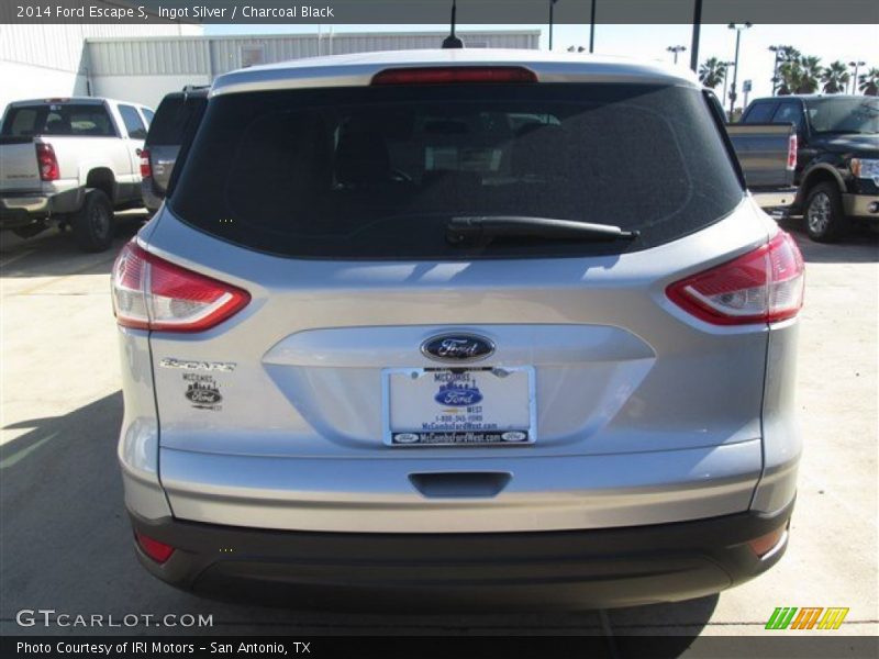 Ingot Silver / Charcoal Black 2014 Ford Escape S